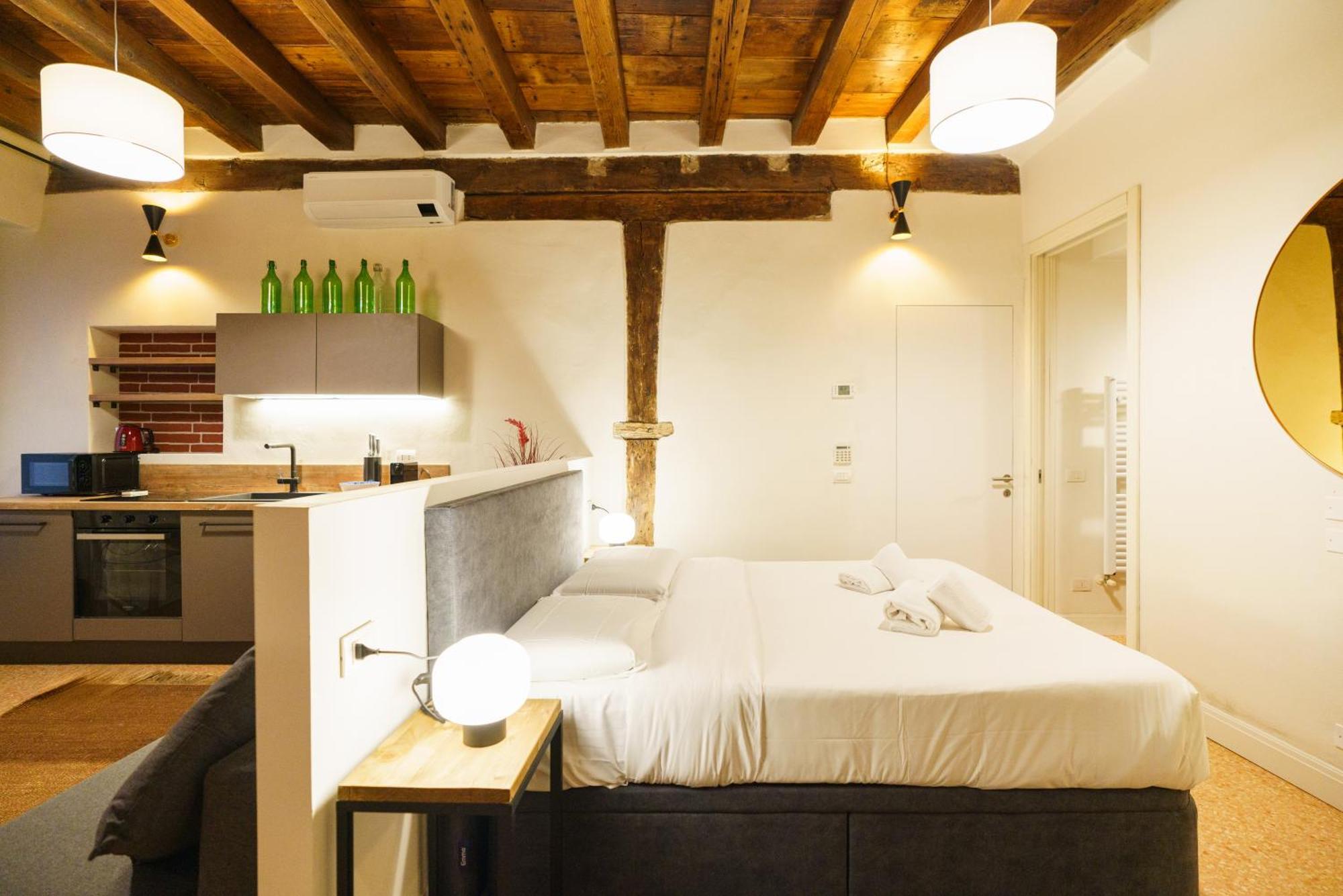 Domus Verona - Elegante Residenza Satiro Room photo